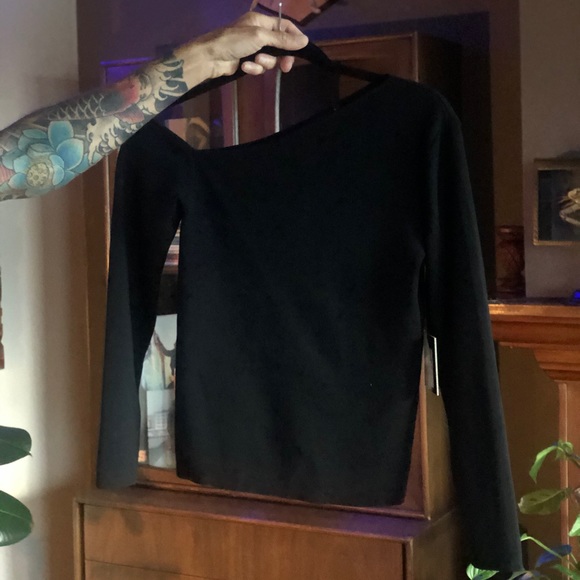 SOLD!!! Cliché Asymmetrical One Shoulder - Picture 4 of 4